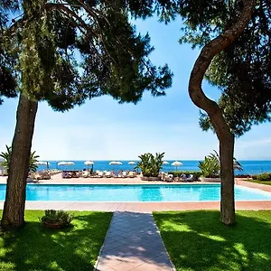 4* מלון Grand Baia